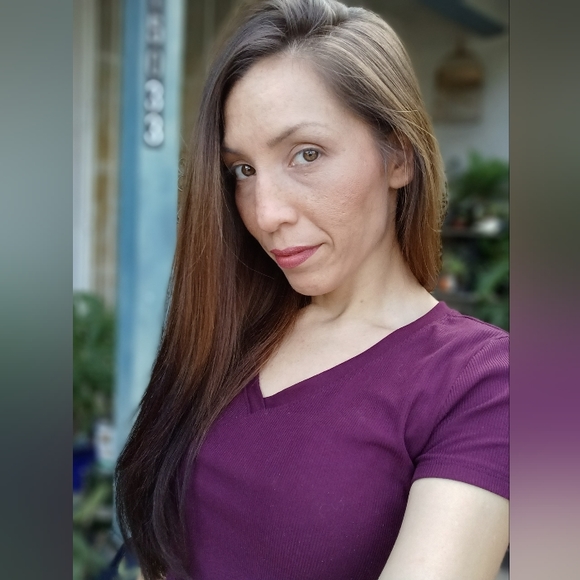 Meet your Posher, Mizz sana - Picture 1 of 2